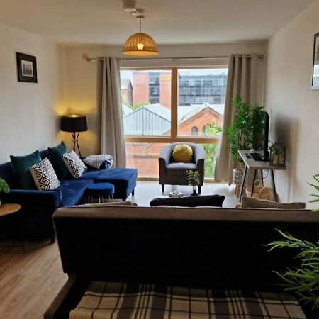 Modern Apartment, Sleeps 6, Belfast City Centre Extérieur photo